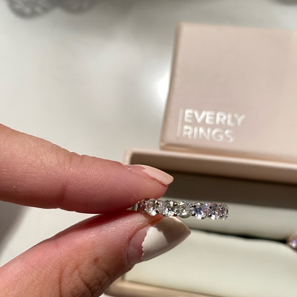 Everly Rings - Picture 4 of 5